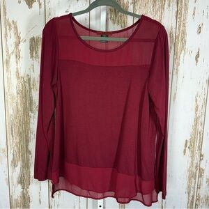 Red by BKE, Chic Maroon Sheer Women's Blouse. Size Medium. Excellent condition!
